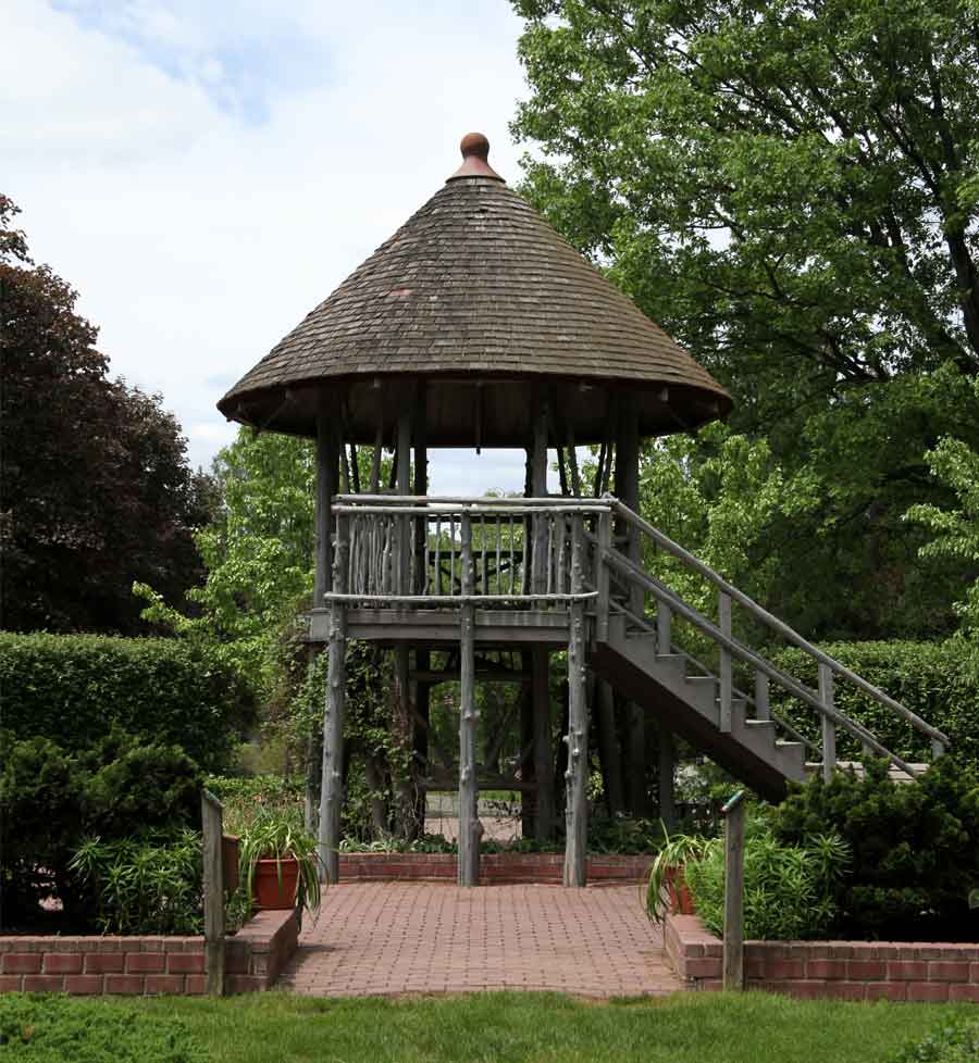 Photo of gazebo at the Hunterdon County Arboretum, not far from the Flemington, NJ marketing office of Hunterdon Business Services